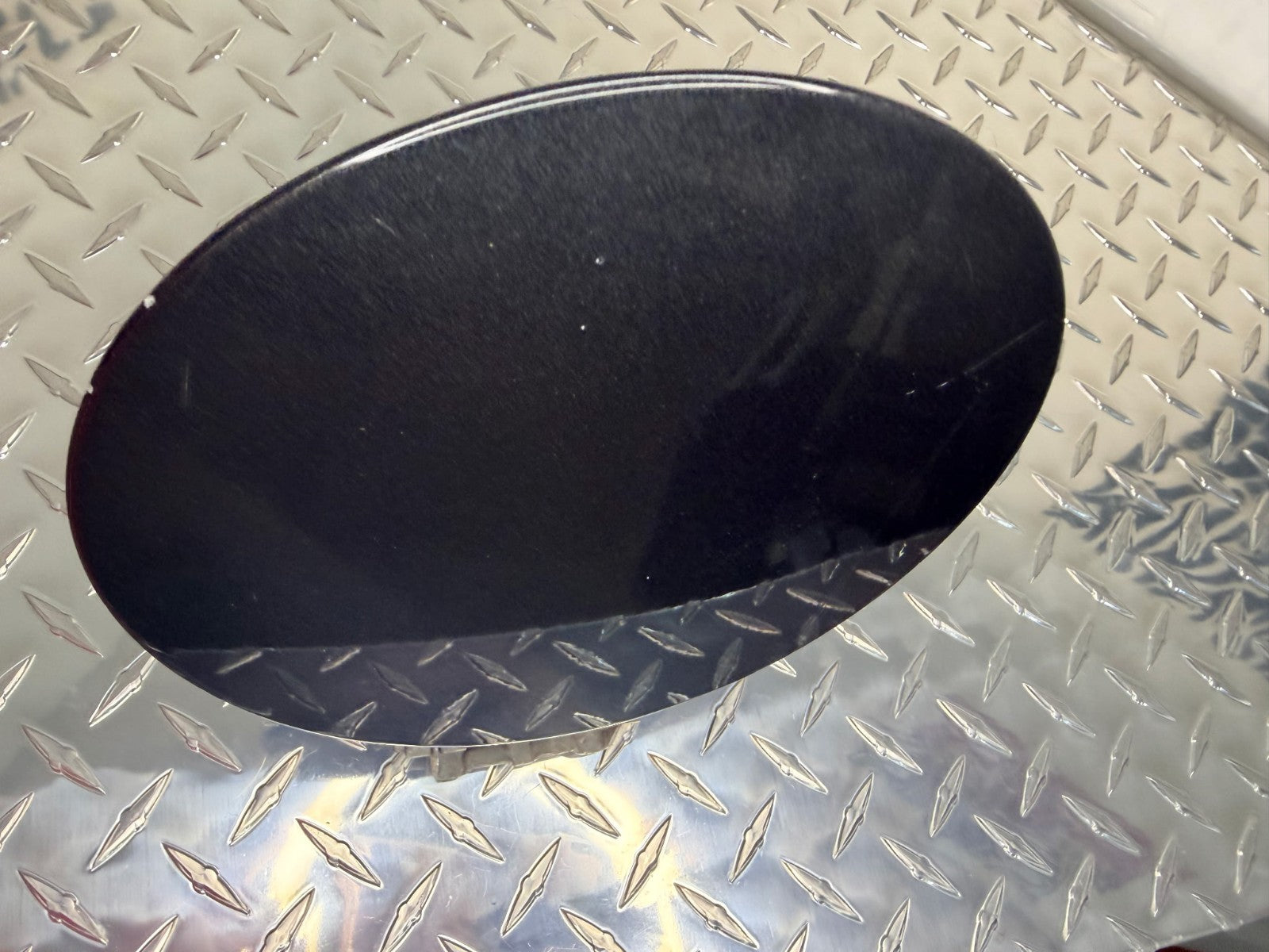 1999-06 Silverado Sierra Yukon Fuel Tank Door OEM Dark Spiral Gray Metallic