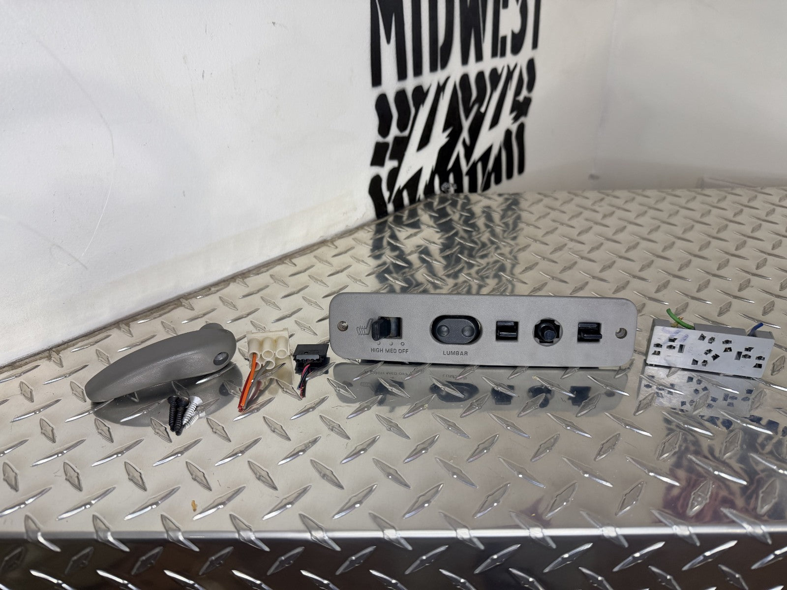 1995-02 Chevy GMC C/K Silverado Sierra OEM Heated Seat Switch Driver+Passenger