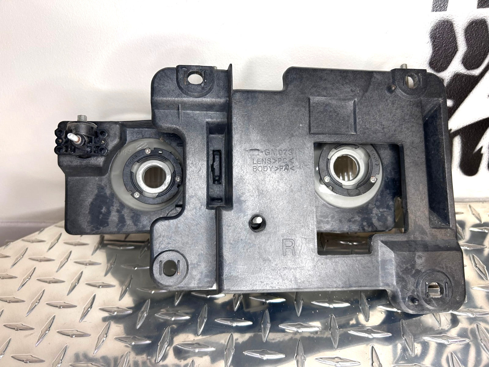 1990-00 Chevy GMC C/K Headlight Assy OEM 1500 2500 3500 Suburban Tahoe Yukon L+R
