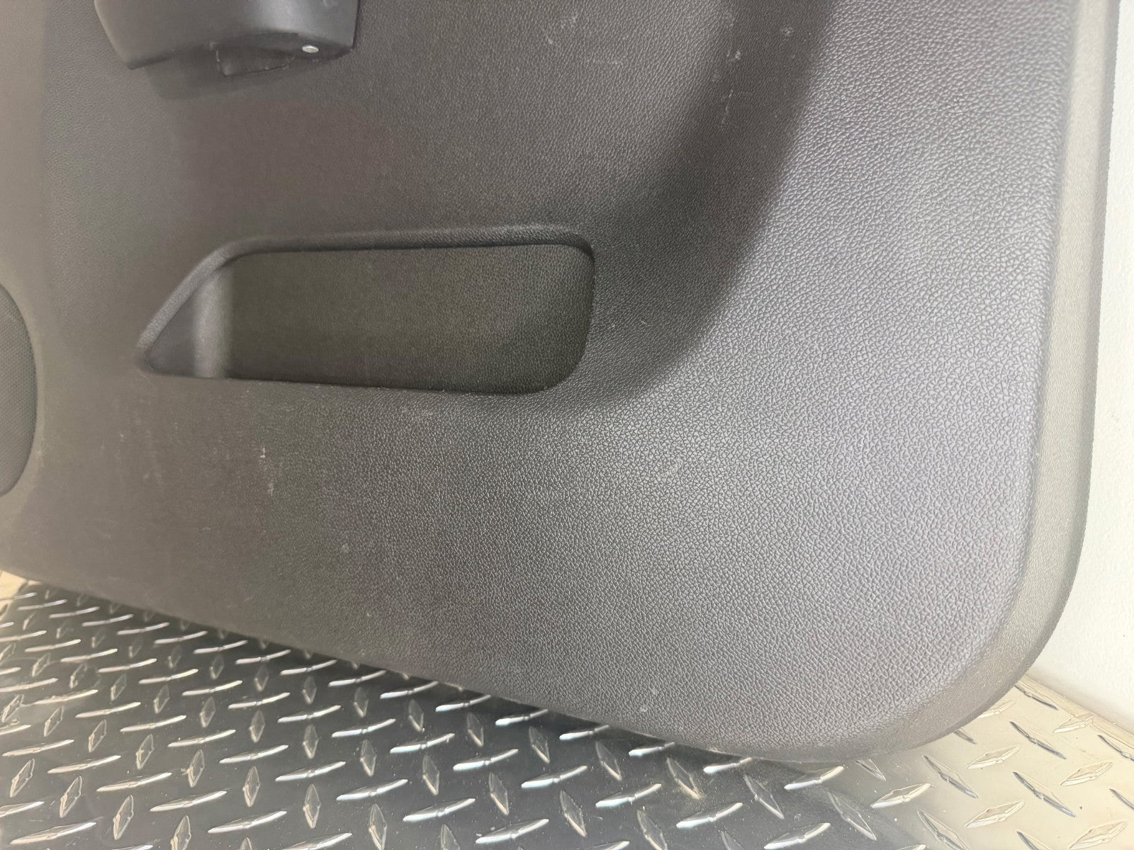 2007-13 Silverado/Sierra Rear Right Passenger Side Door Panel Crew Cab OEM