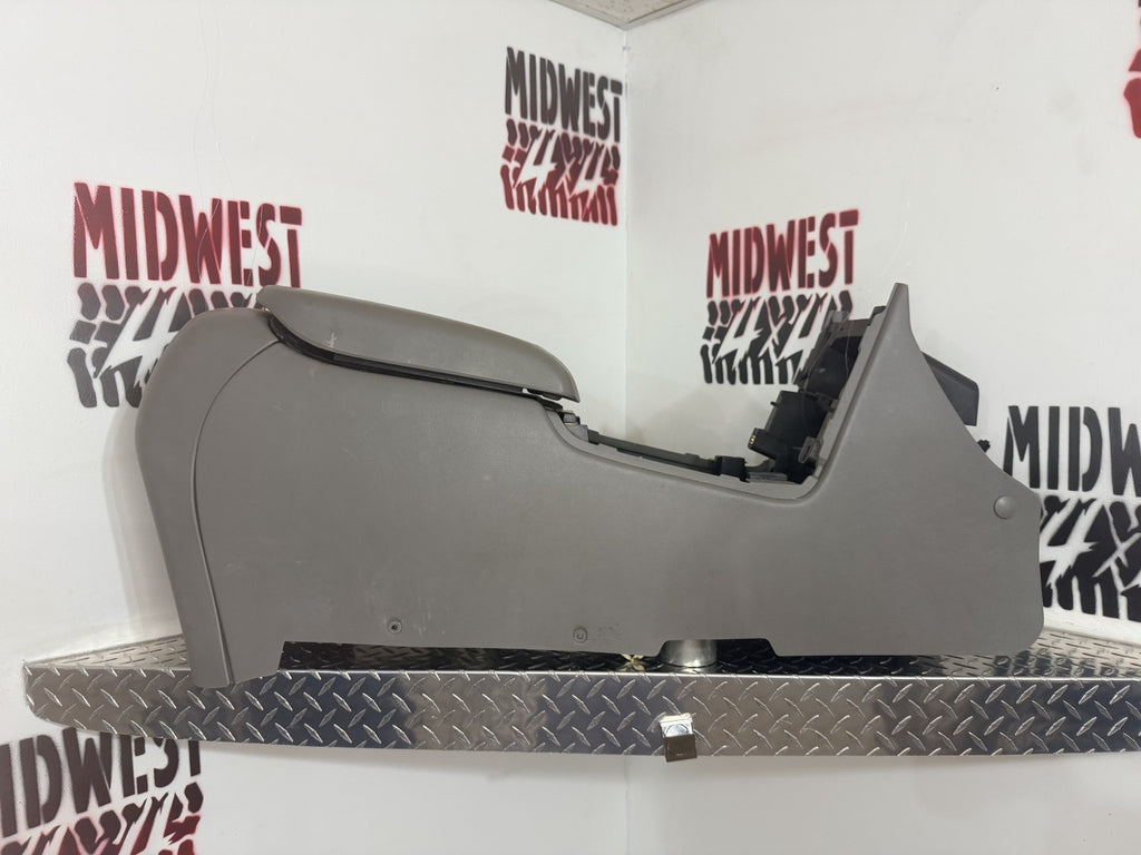 2003-06 GMC Sierra/Yukon Floor Center Console w/Bose Entertainment+Rear Climate