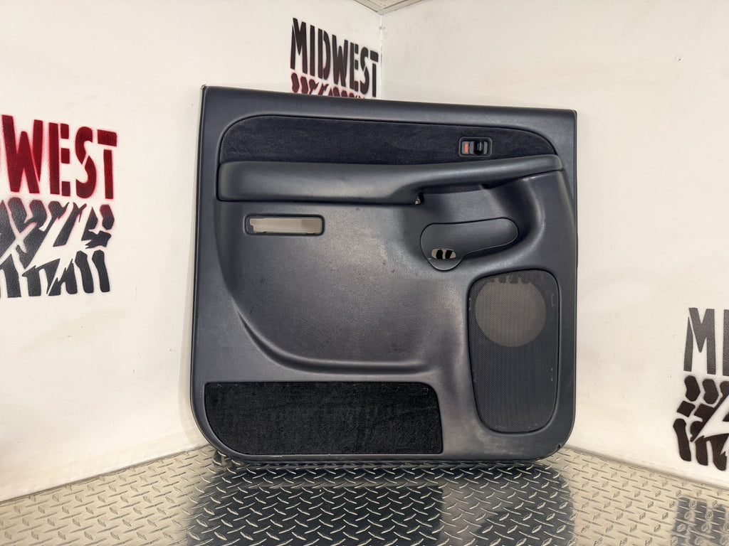 2001-02 Chevy GMC Silverado Sierra Crew Cab LH Rear Door Panel w/ Window Switch