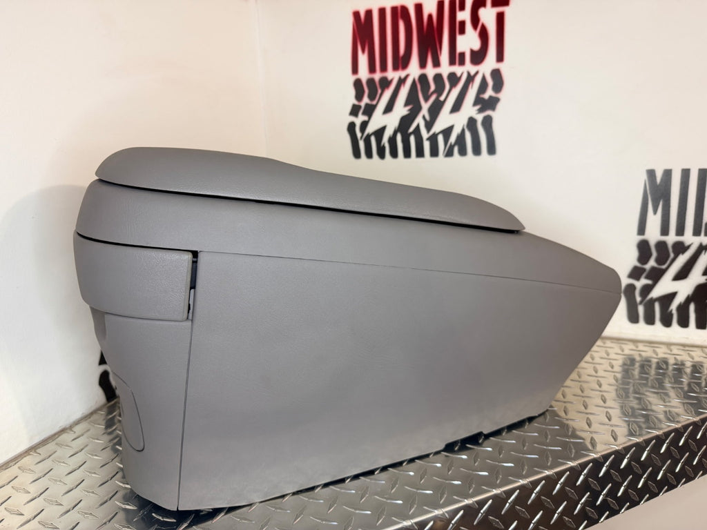 1995-99 Chevy GMC C/K 1500/2500 Suburban Center Console Refurbished OEM- Md Gray