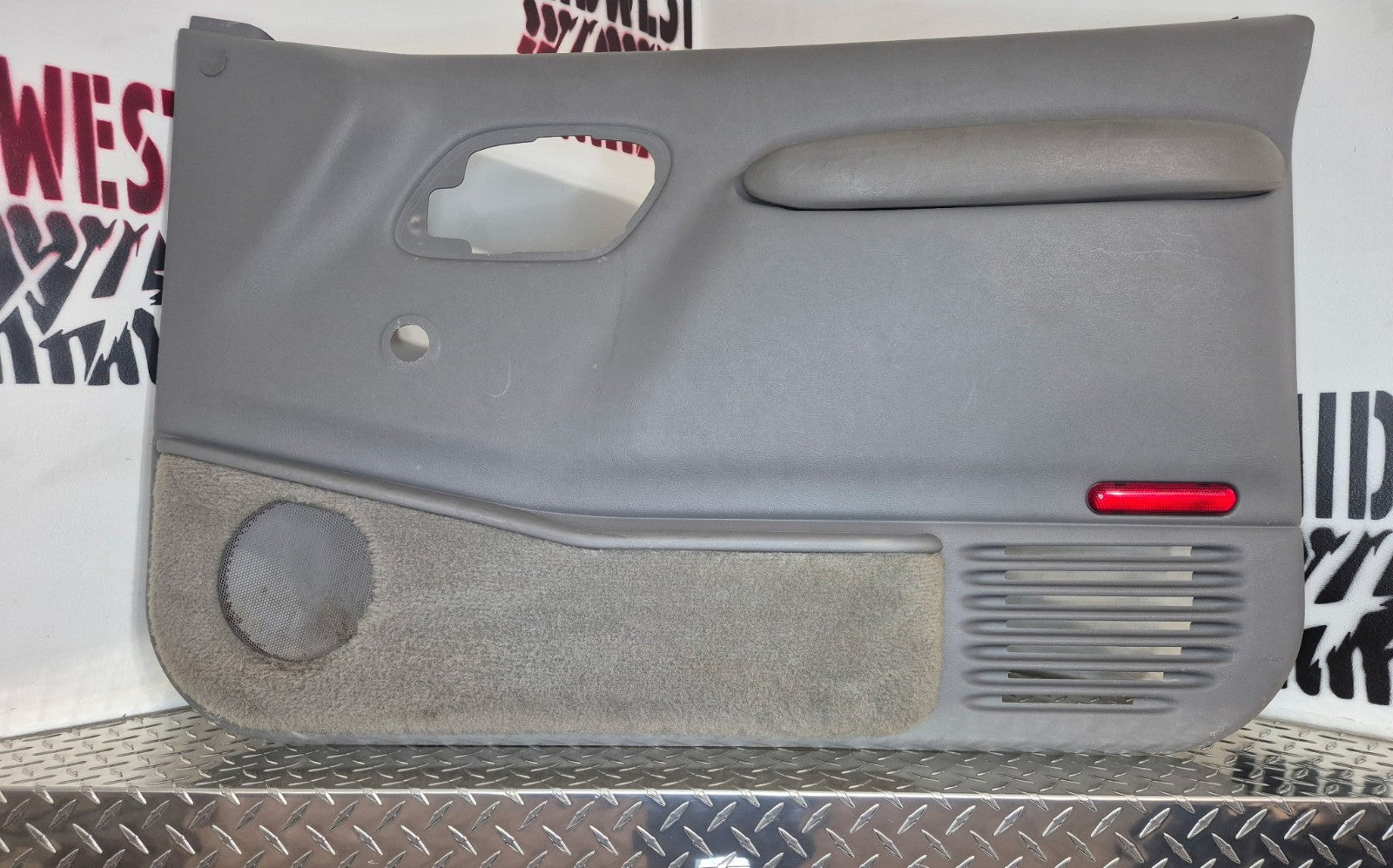 1995-98 OBS Chevy/GMC C/K 1500-3500 Right Passenger Door Panel OEM Man. Window