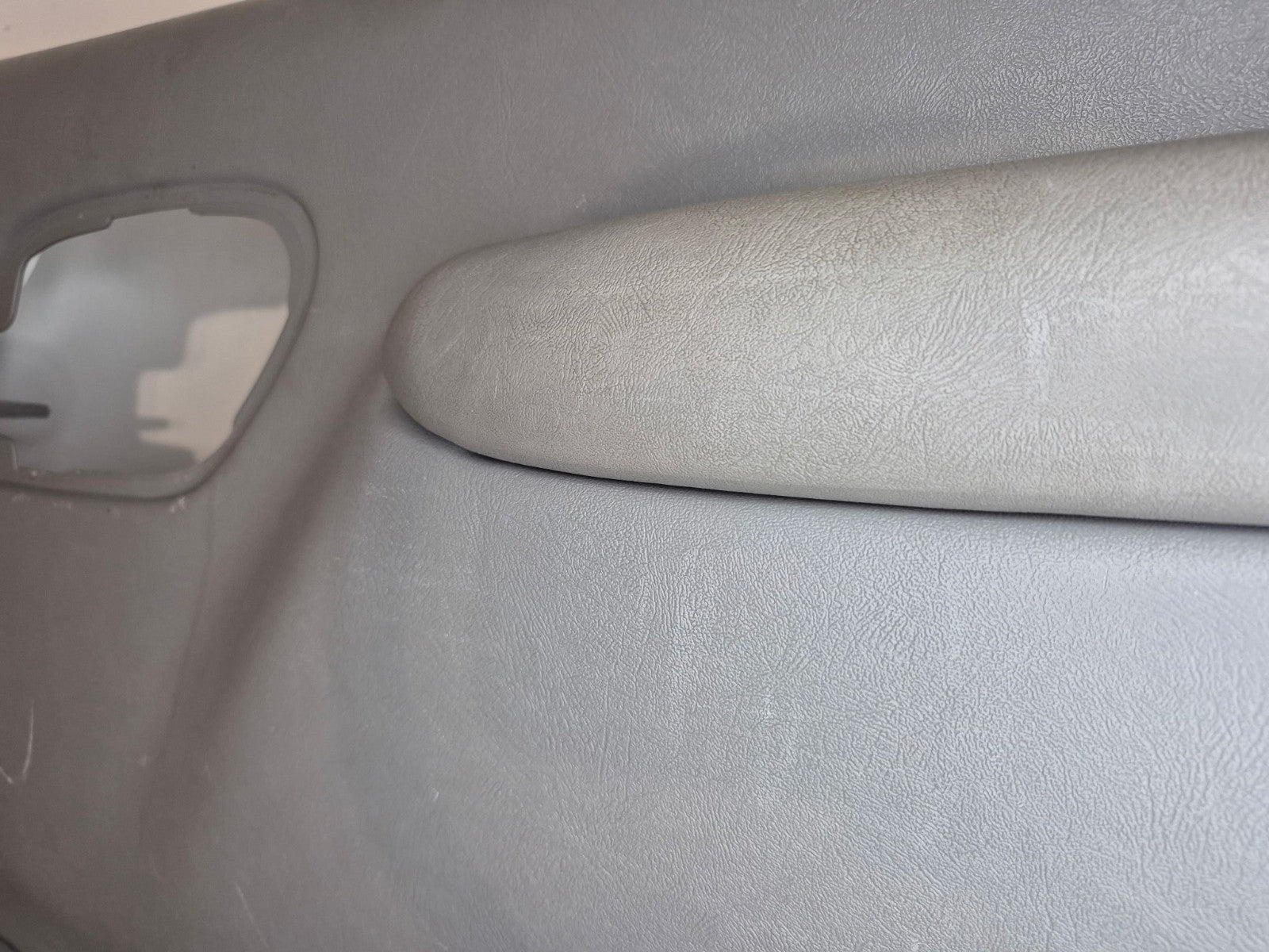 1995-98 OBS Chevy/GMC C/K 1500-3500 Right Passenger Door Panel OEM Man. Window