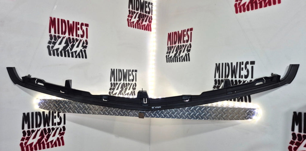 1994-00 Chevy GMC C/K Bumper Filler Trim Silverado Sierra Suburban OEM