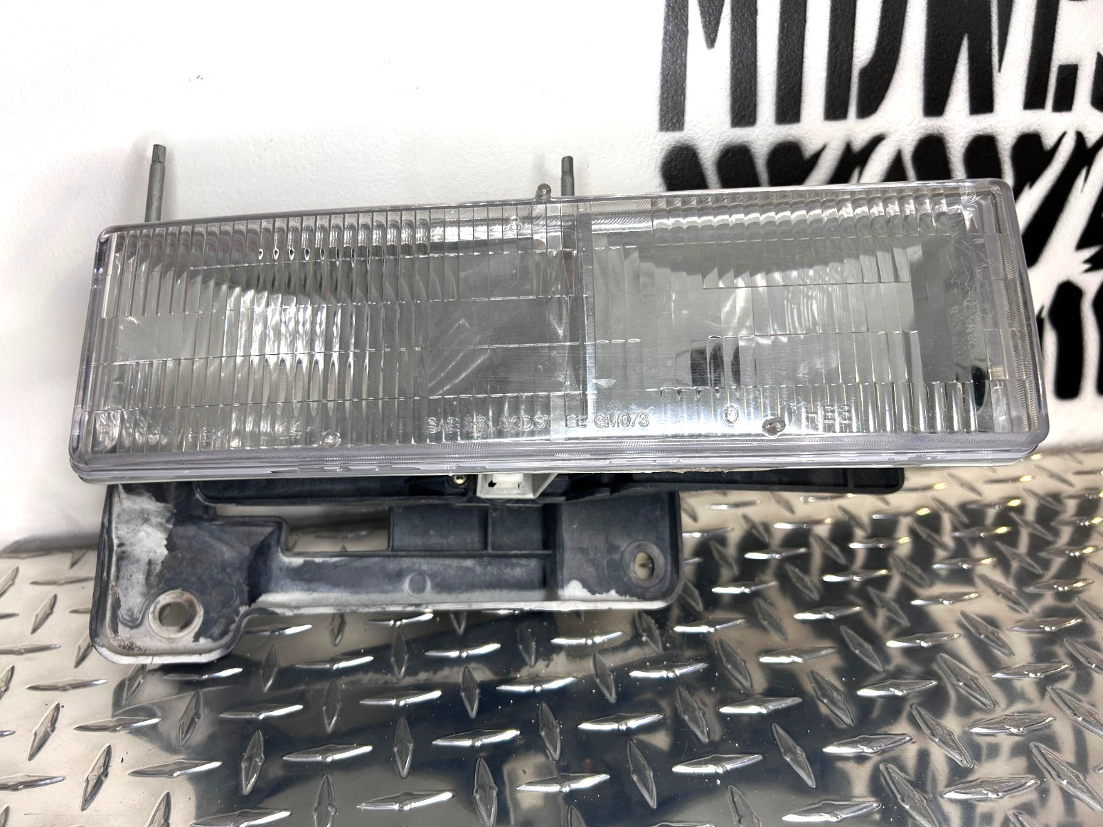1990-00 Chevy GMC C/K Headlight Assy OEM 1500 2500 3500 Suburban Tahoe Yukon L+R
