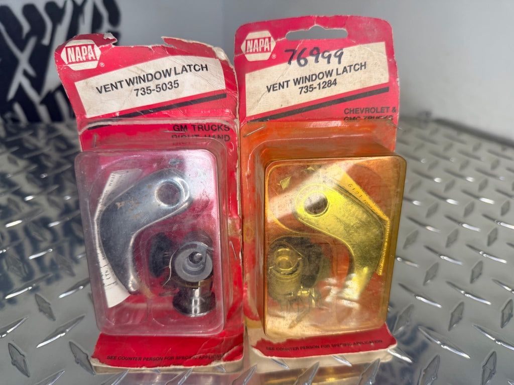 1980-86 Chevy/GMC C/K 10/20/30 Vent Window Batch Set L+R NOS