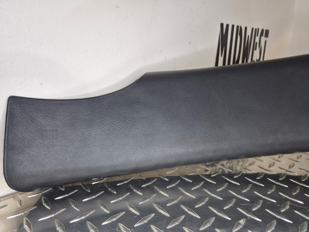 1999-06 Silverado Sierra Suburban B Pillar Trim Panel RH Crew Cab OEM Graphite