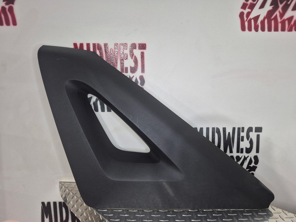 2003-06 Avalanche Left Side Upper Bed Cladding Molding-Charcoal