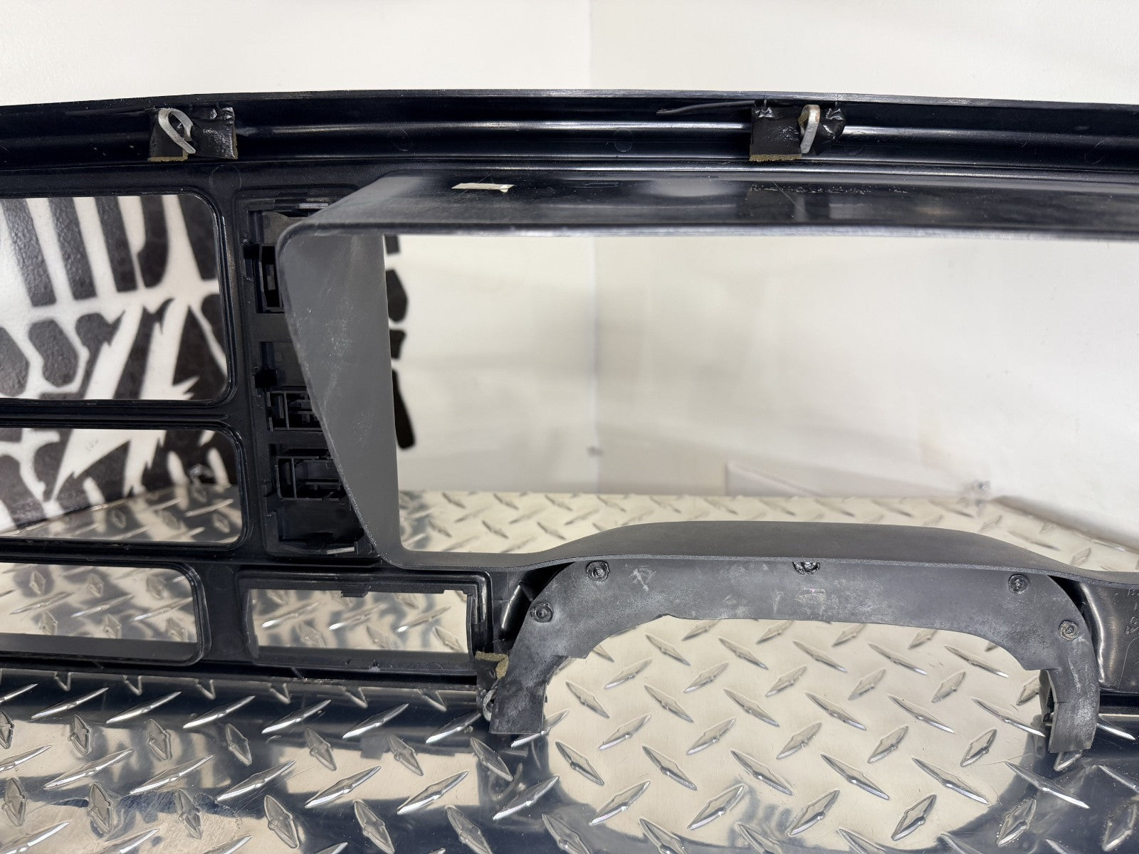 1995-99 Chevy GMC C/K Silverado Sierra Yukon Dash Bezel Cluster Trim OEM