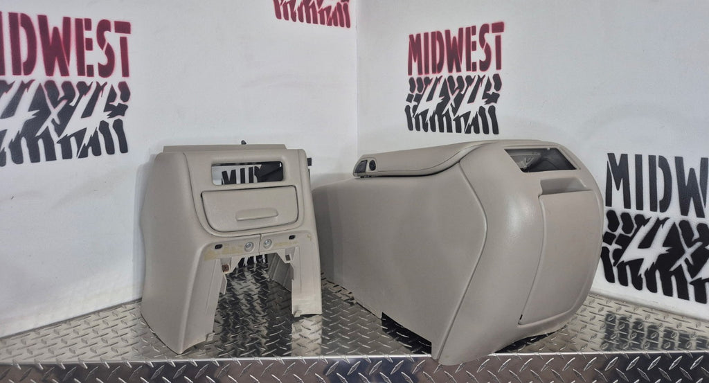 2003-07 GMC Sierra Chevy Silverado Center Floor Console Glovebox