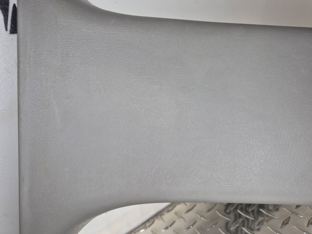 1999-06 Chevy Tahoe GMC Yukon Avalanche LH B Pillar Trim Panel Md Dk Pewter