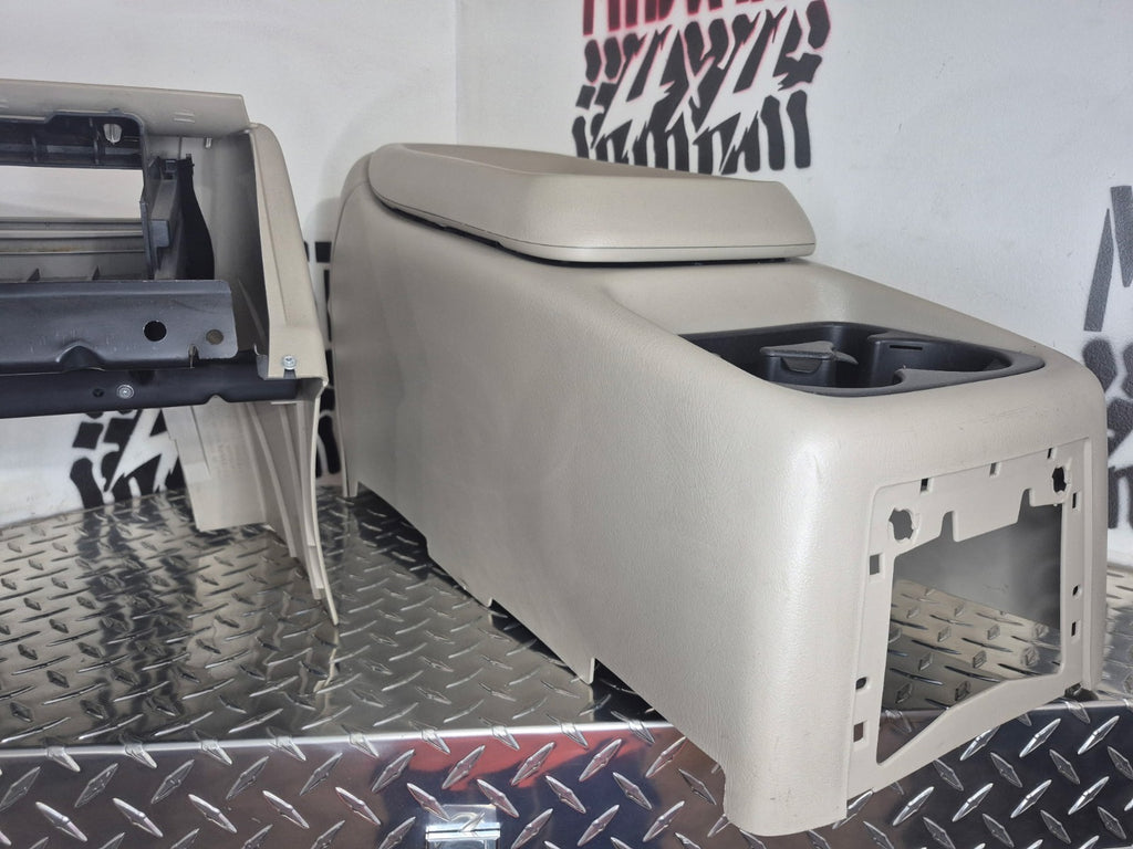 2003-07 GMC Sierra Chevy Silverado Center Floor Console Glovebox