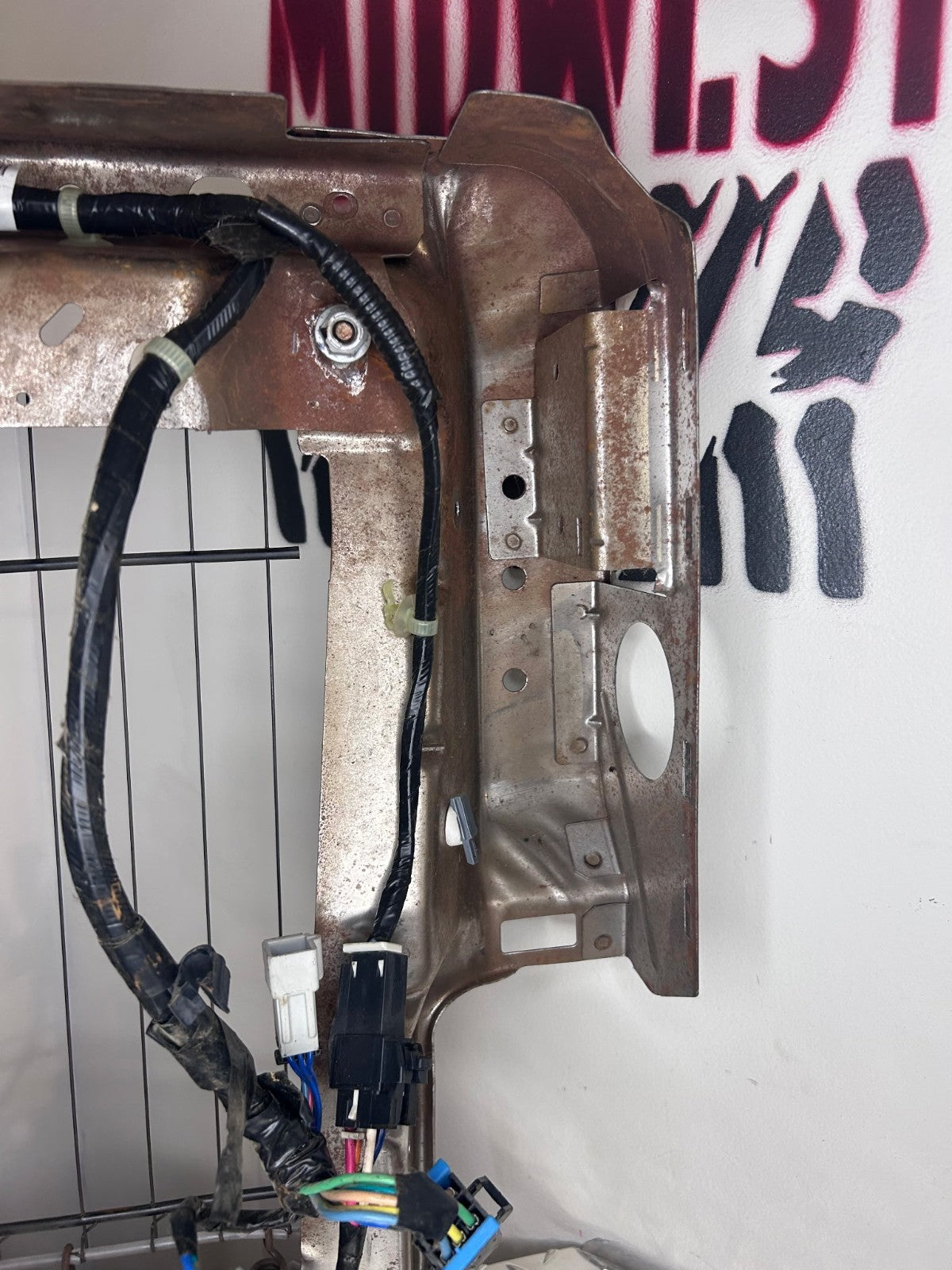 2000-06 Chevy/GMC Silverado Sierra RH 8 Way Power Front Seat Track Frame+Pan OEM