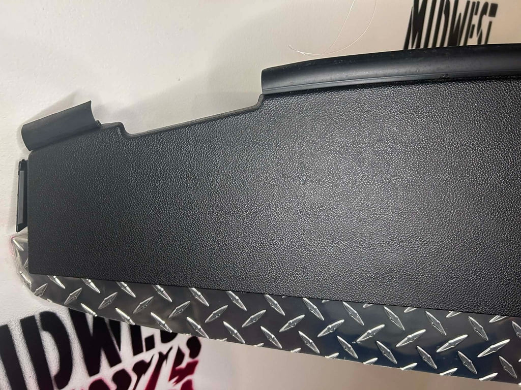 2007-13 Silverado Sierra Suburban Dash Defrost Vent Trim Panel OEM