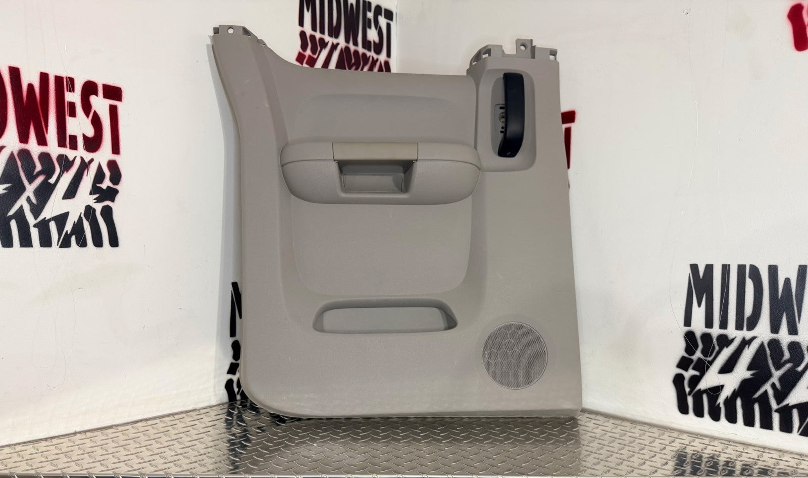 2007-13 Chevy/GMC Silverado/Sierra Rear Left Door Panel Ext. Cab OEM