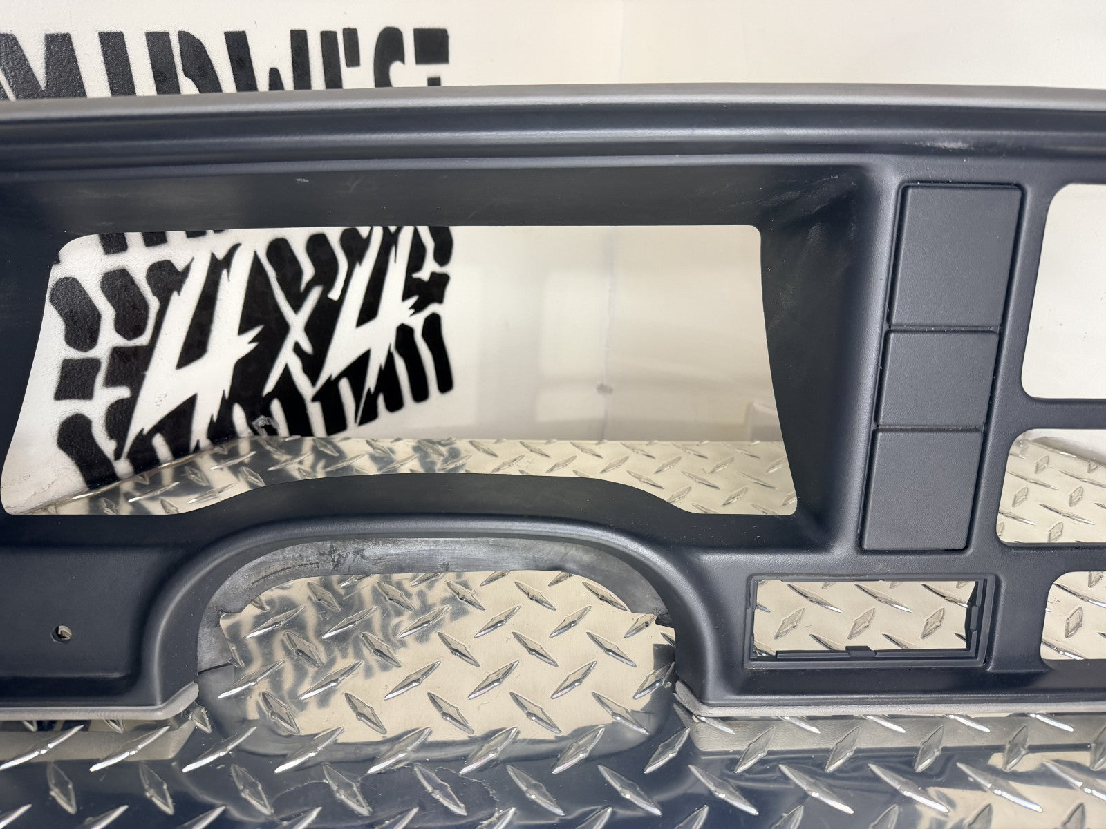 1995-99 Chevy GMC C/K Silverado Sierra Yukon Dash Bezel Cluster Trim OEM