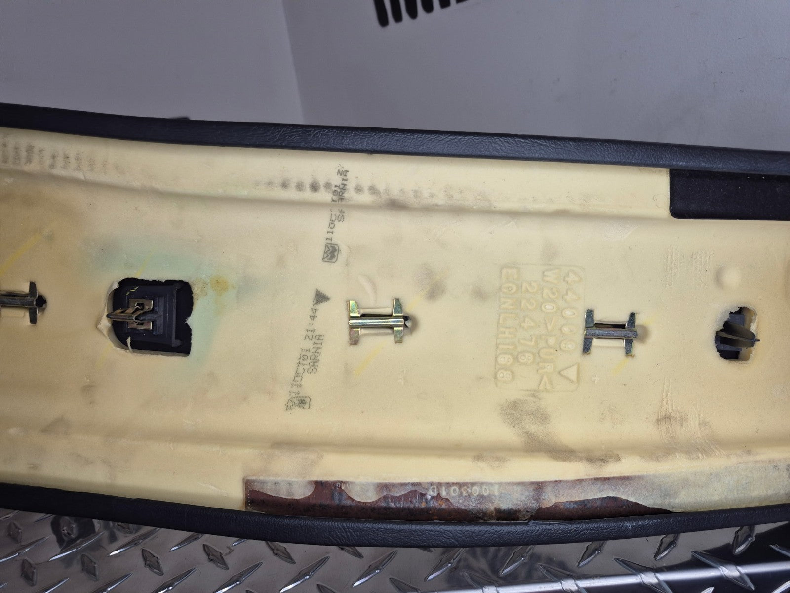 1999-06 Silverado Sierra Suburban B Pillar Trim Panel LH Crew Cab OEM Graphite