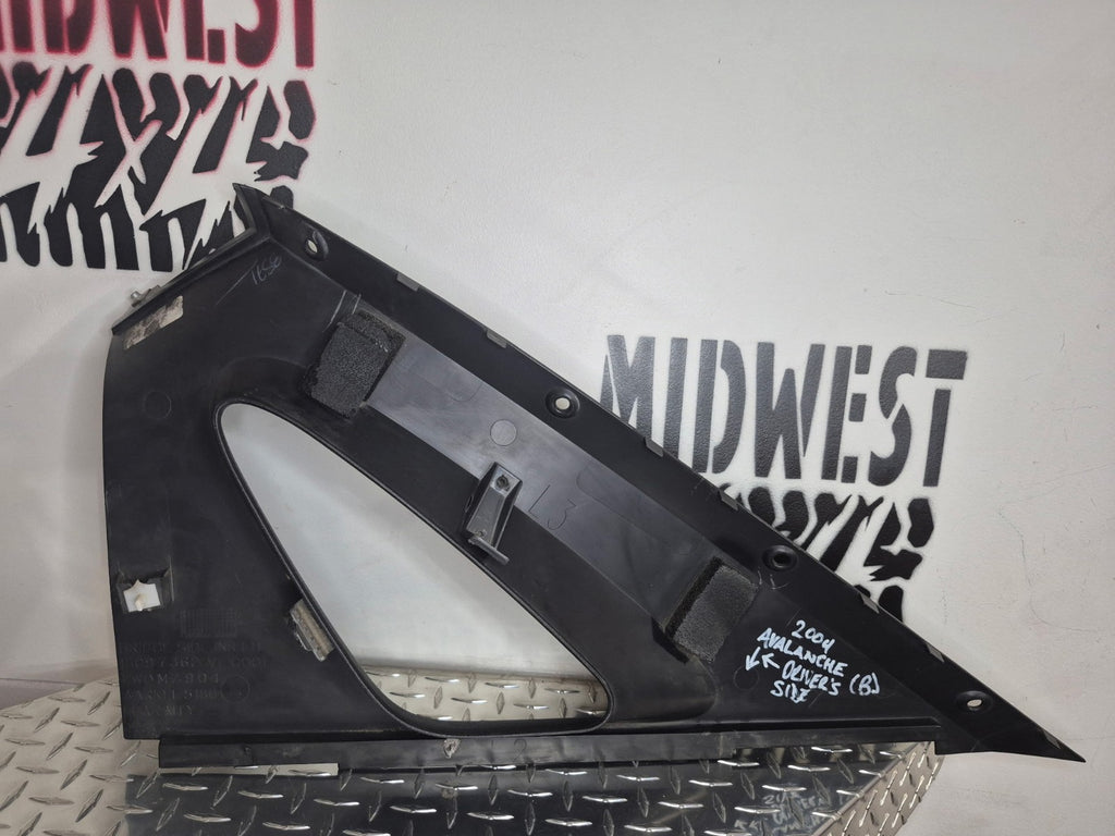 2003-06 Avalanche Left Side Upper Bed Cladding Molding-Charcoal