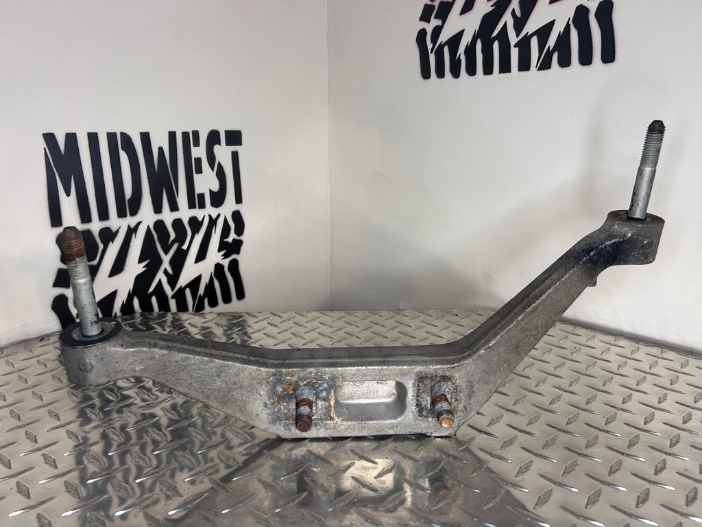 1999-2010 Chevy/GMC Silverado Sierra Front Differential Mount Bracket OEM