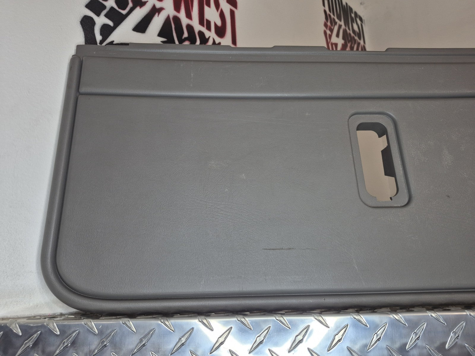 2000-06 Chevy GMC Tailgate Hatch Interior Trim Yukon Escalade OEM Lower