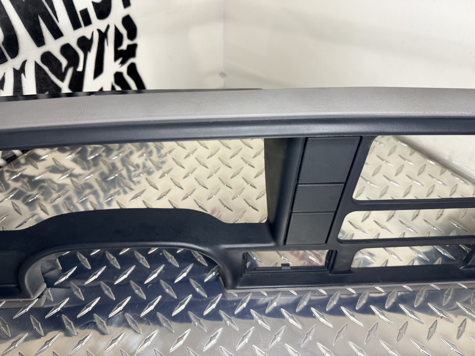 1995-99 Chevy GMC C/K Silverado Sierra Yukon Dash Bezel Cluster Trim OEM