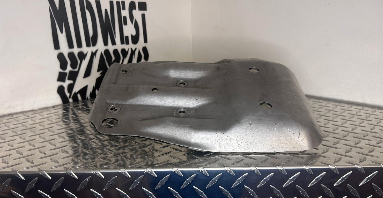 1988-98 Chevy GMC Silverado Sierra Suburban 4WD Transfer Case Skid Plate OEM