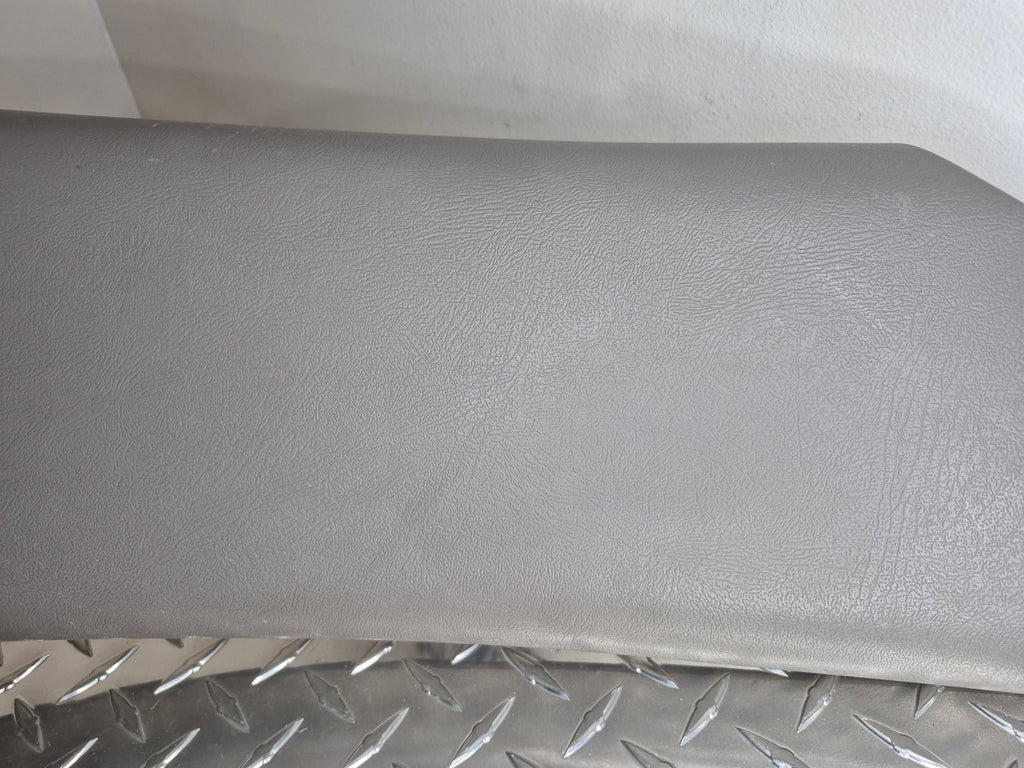 1999-06 Chevy Tahoe GMC Yukon Avalanche LH B Pillar Trim Panel Md Dk Pewter