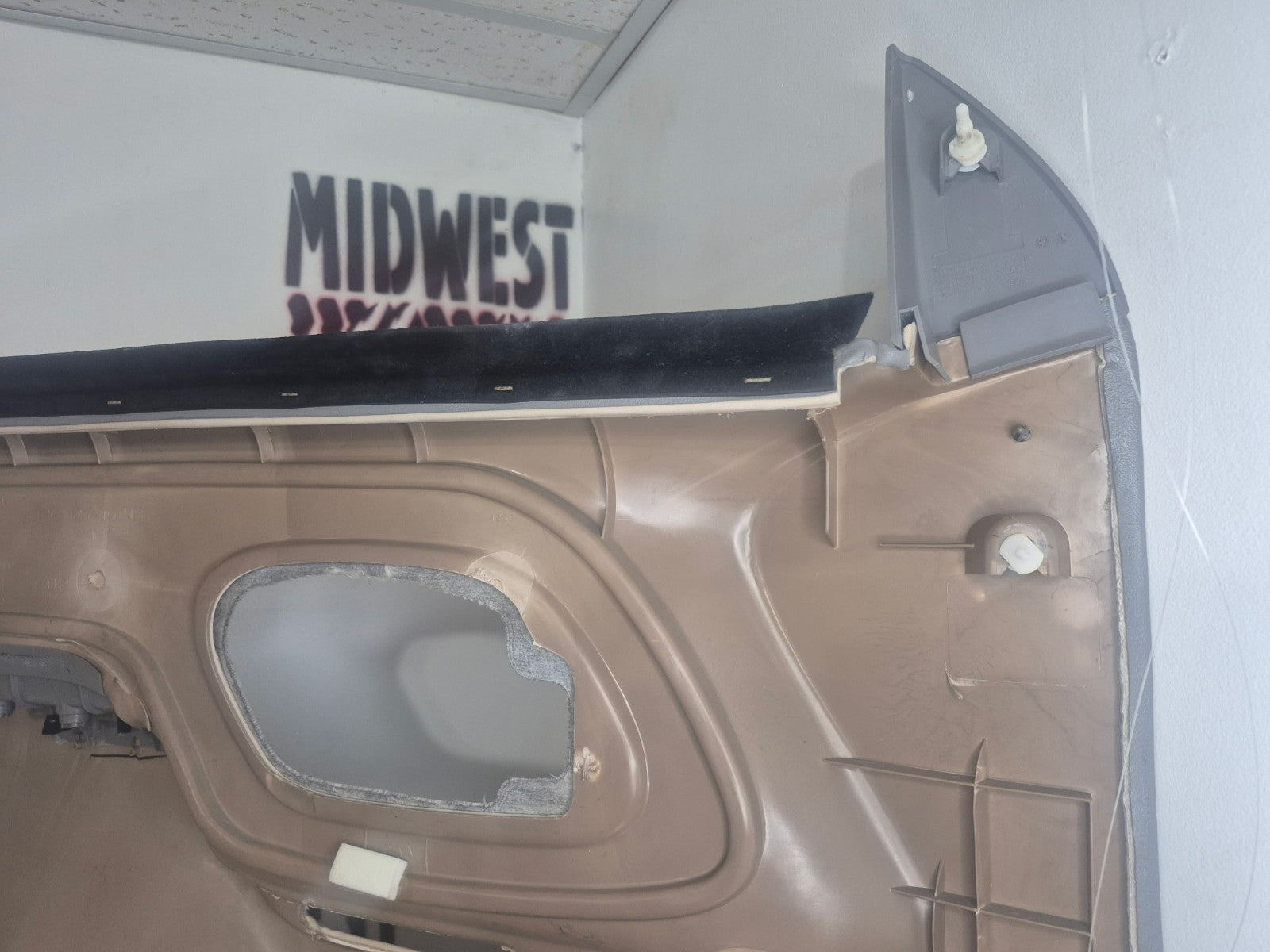 1995-98 OBS Chevy/GMC C/K 1500-3500 Right Passenger Door Panel OEM Electric