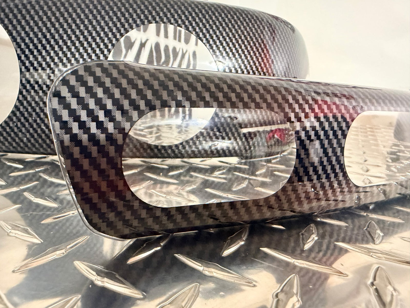 1999-06 GMC Sierra Yukon 3D Carbon Fiber Headlight Covers