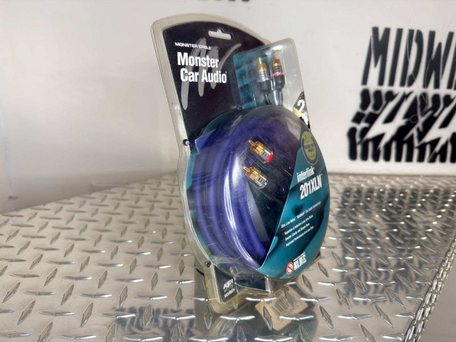 Monster Car Audio Interlink 201XLN 2 Channel 5 Meter Directional Interconnect