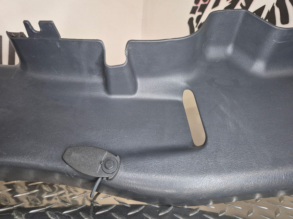 99-02 Chevy Silverado Sierra 4 Door Extended Cab Rear Passenger Pillar Trim
