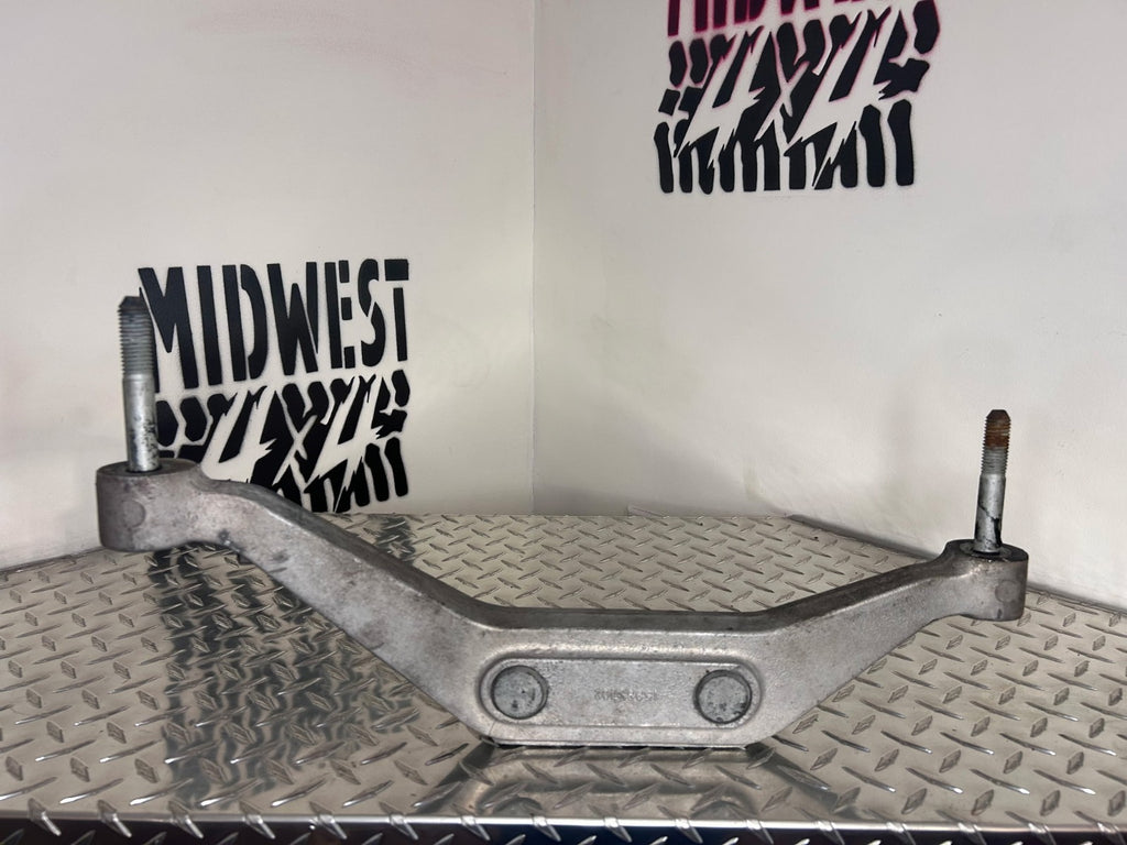 1999-2010 Chevy/GMC Silverado Sierra Front Differential Mount Bracket OEM