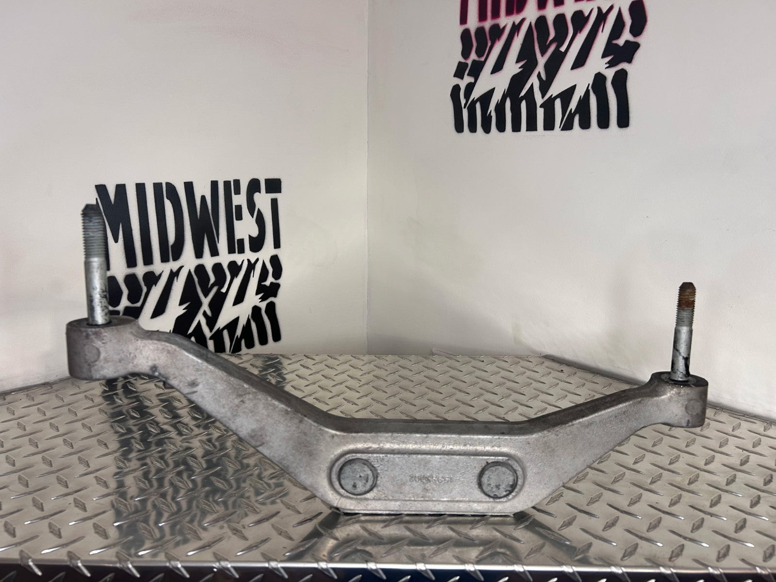 1999-2010 Chevy/GMC Silverado Sierra Front Differential Mount Bracket OEM