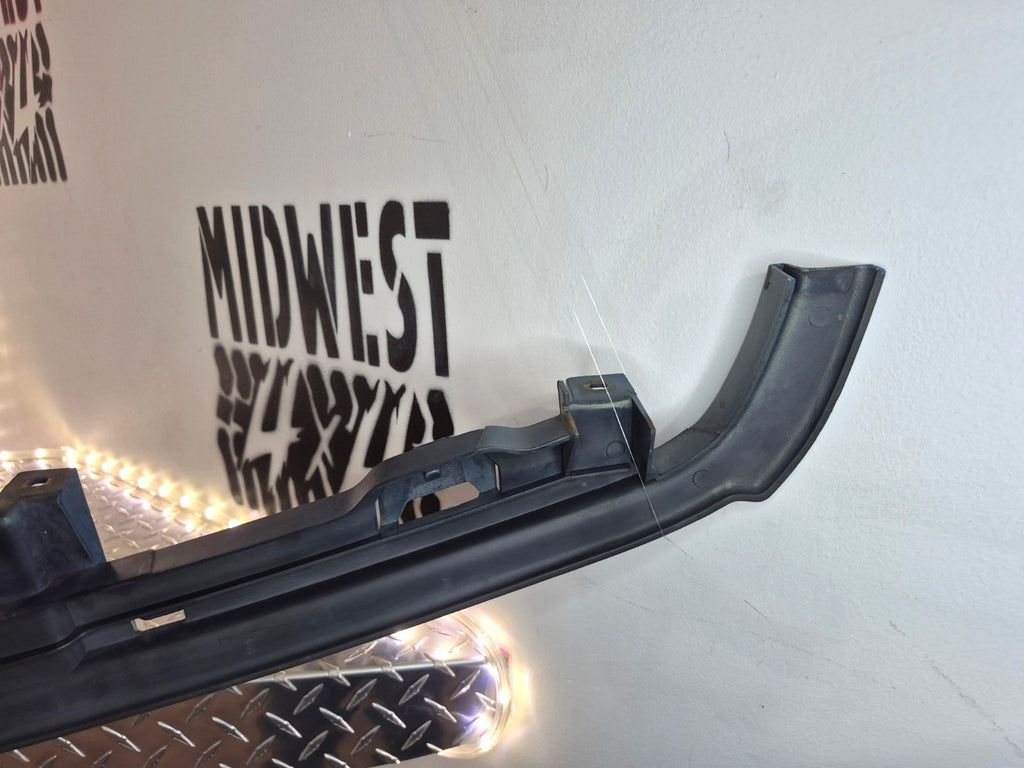 1994-00 Chevy GMC C/K Bumper Filler Trim Silverado Sierra Suburban OEM