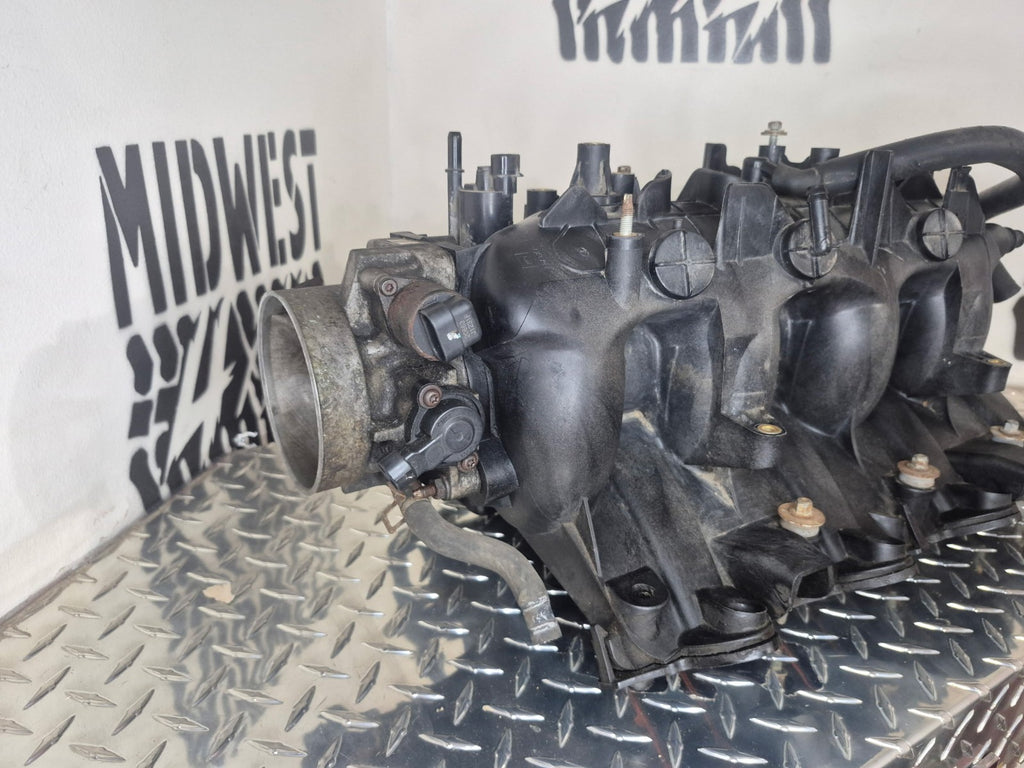 1999-07 GM SILVERADO INTAKE MANIFOLD TRUCK INJECTORS RAIL THROTTLE BODY