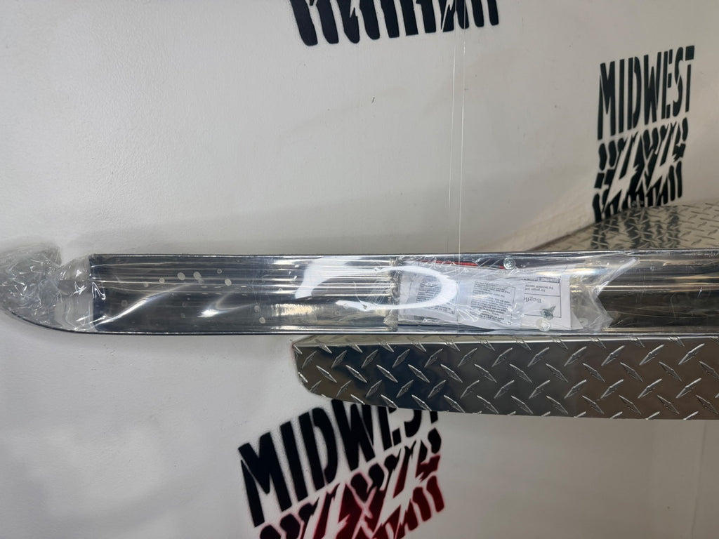 88-99 Chevy Pickup/92-94 Blazer/95-00 OBS Tahoe AVS Hood Shield-680631 Chrome