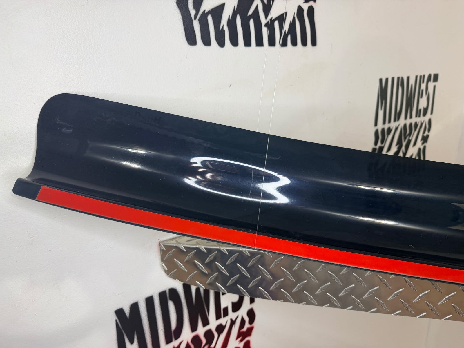 1999-06 GMC Sierra Denali 00-06 Yukon XL TrailFX Hood Protector Black 8064