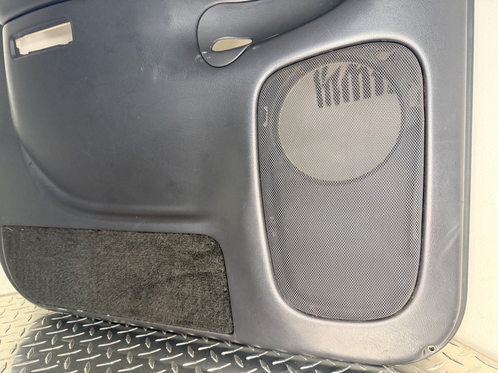 2001-02 Chevy GMC Silverado Sierra Crew Cab LH Rear Door Panel w/ Window Switch