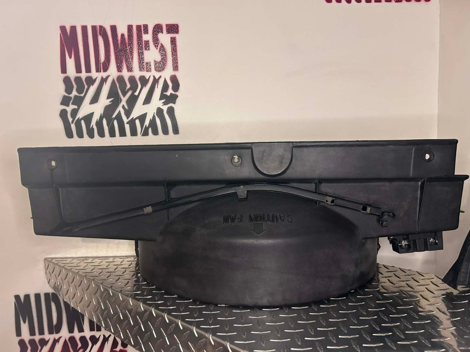 1994-99 Chevy/GMC C/K Fan Shroud Upper+Lower 5.0L 5.7L Silverado Sierra Suburban