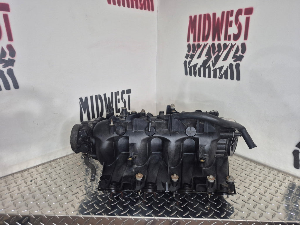 1999-07 GM SILVERADO INTAKE MANIFOLD TRUCK INJECTORS RAIL THROTTLE BODY