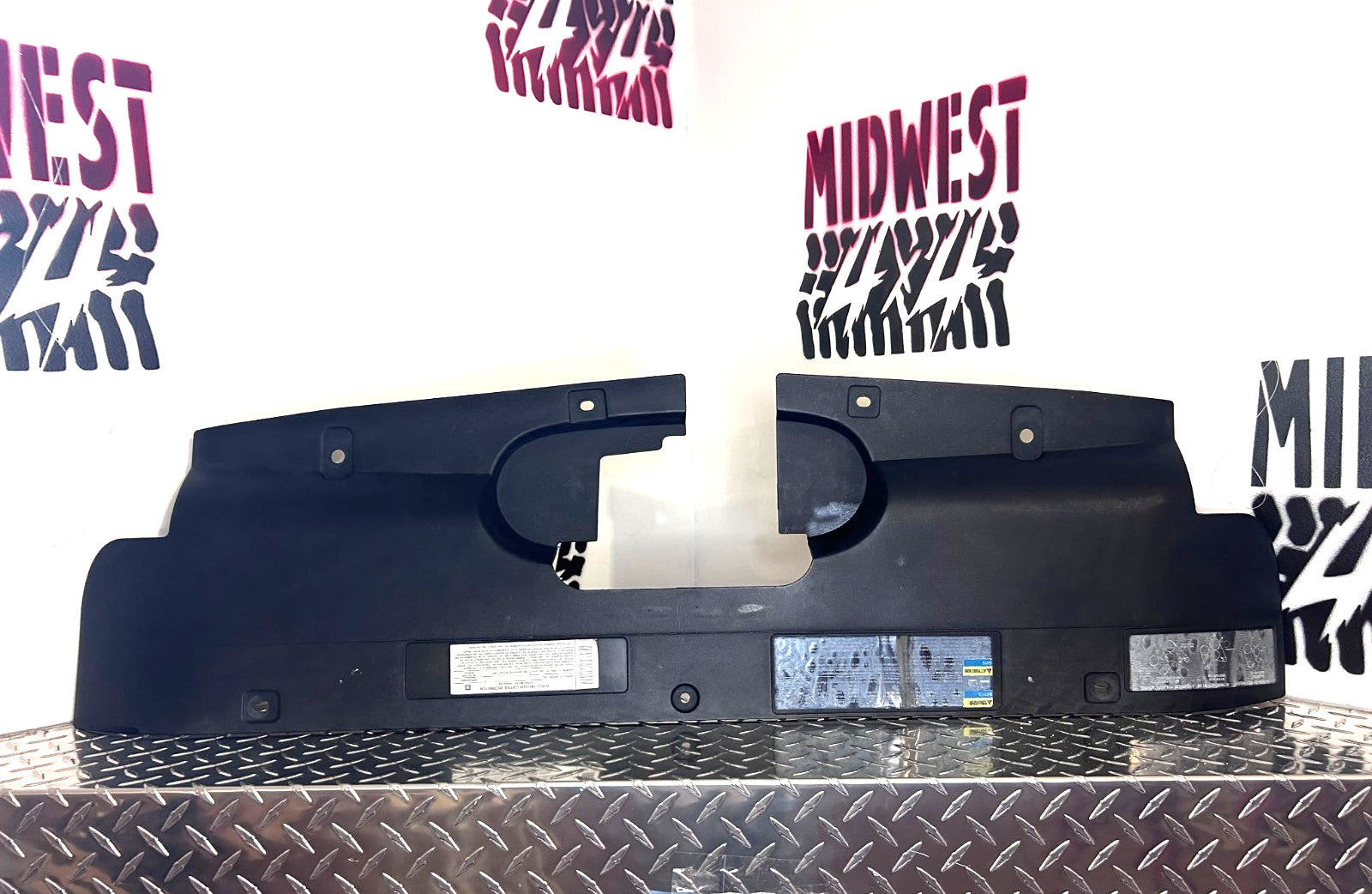 2003-06 Chevy/GMC Silverado Sierra Upper Radiator/Core Support Cover