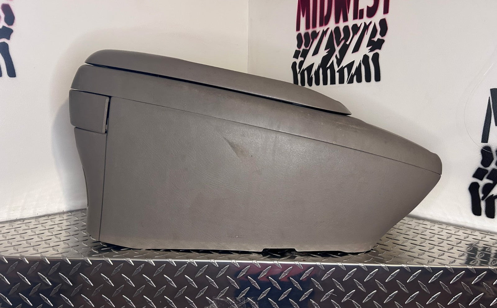 1995-99 Chevy GMC C/K 1500 2500 Floor Center Console OEM Suburban Silverado