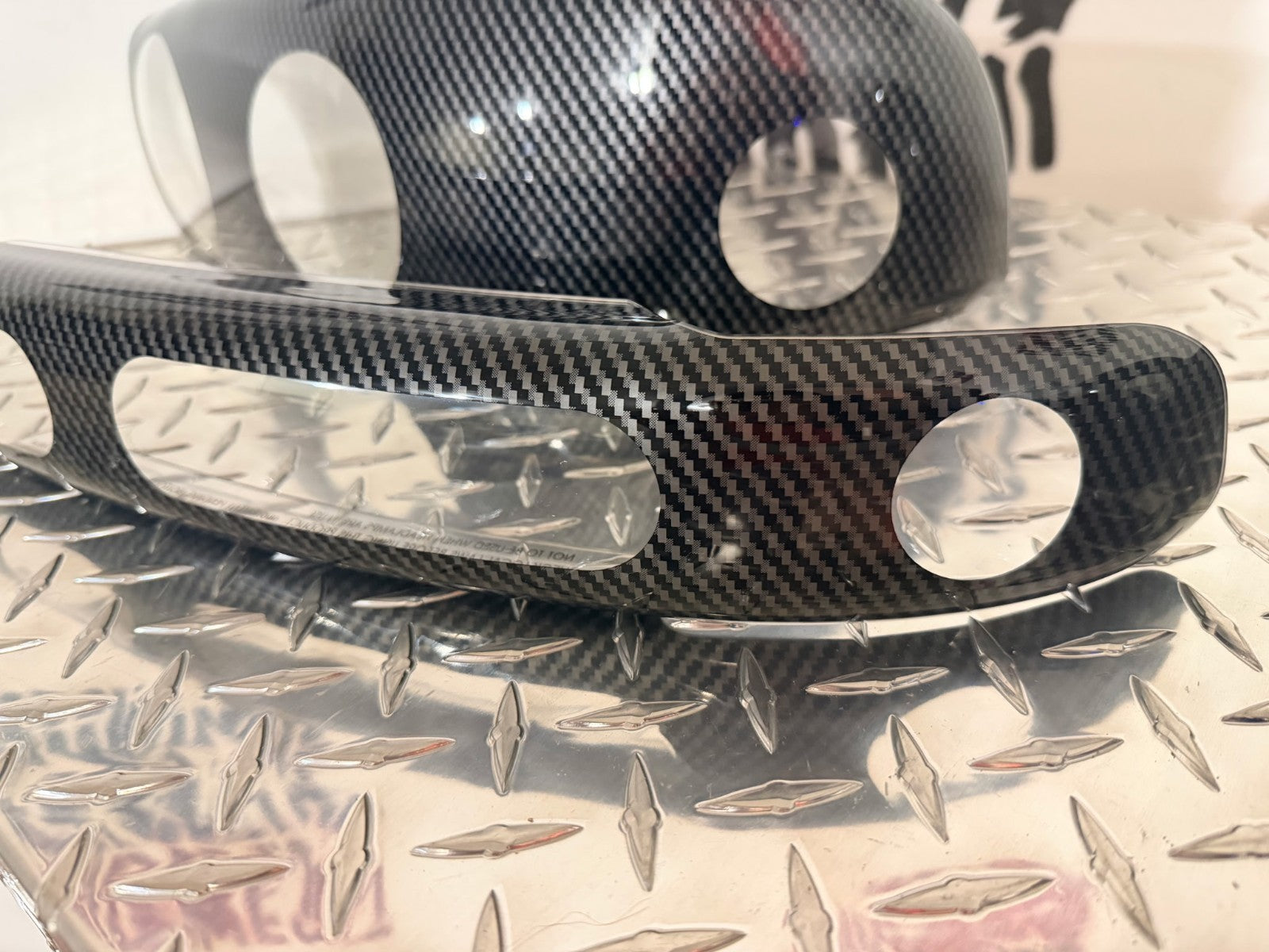 1999-06 GMC Sierra Yukon 3D Carbon Fiber Headlight Covers
