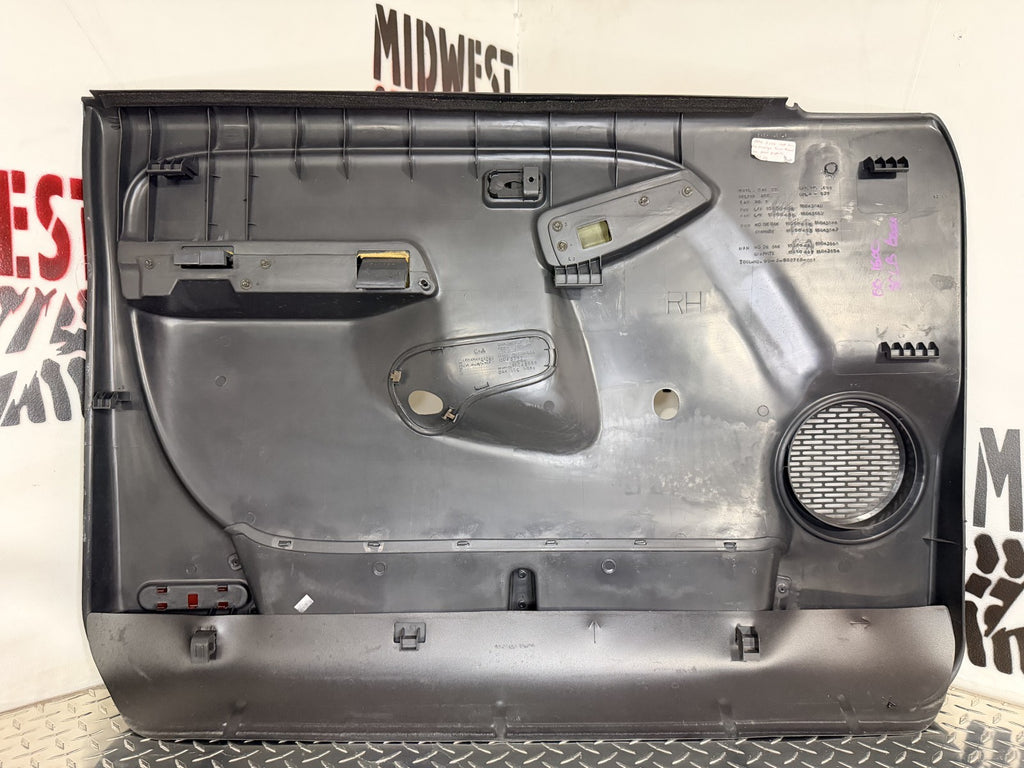 1999-06 Silverado/Sierra Passenger RH Front Door Panel Man. Window OEM Graphite