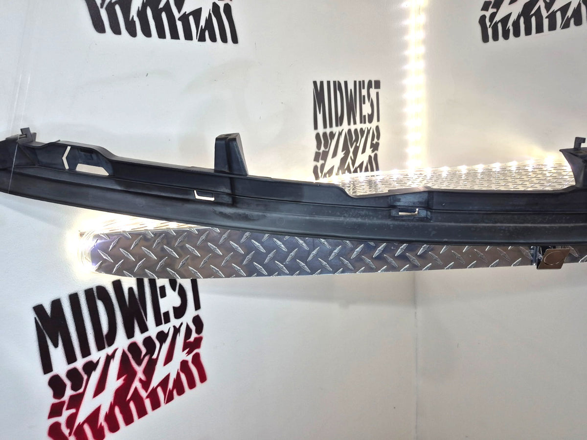 1994-00 Chevy GMC C/K Bumper Filler Trim Silverado Sierra Suburban OEM