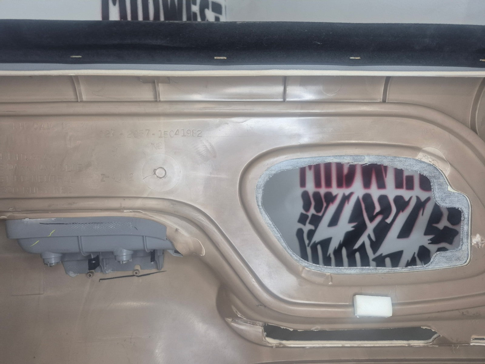 1995-98 OBS Chevy/GMC C/K 1500-3500 Right Passenger Door Panel OEM Electric
