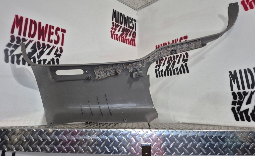 1995-99 Chevy GMC C/K Suburban OEM C Pillar Trim Panel Right Passenger-Gray