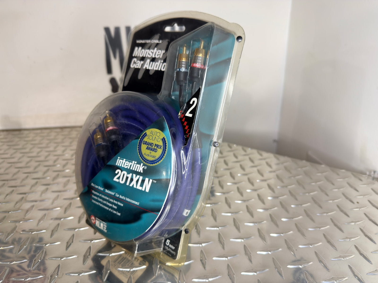 Monster Car Audio Interlink 201XLN 2 Channel 5 Meter Directional Interconnect